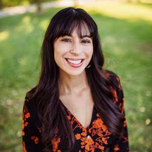 Magdalena Rodriguez, LMFT